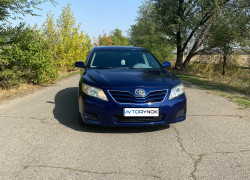Toyota Camry 2011 года