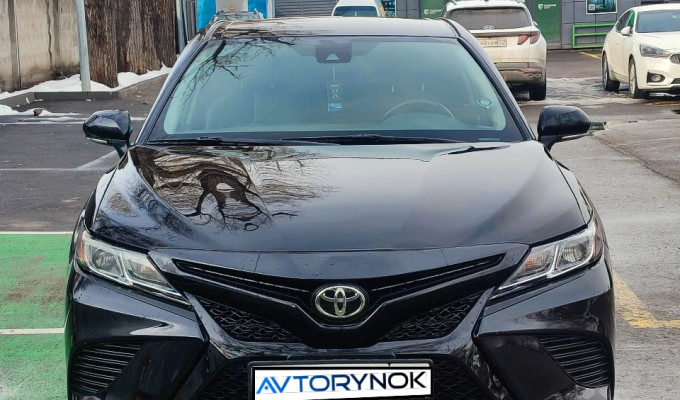 Toyota Camry 2018 года