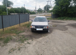 Audi 100 1986 года