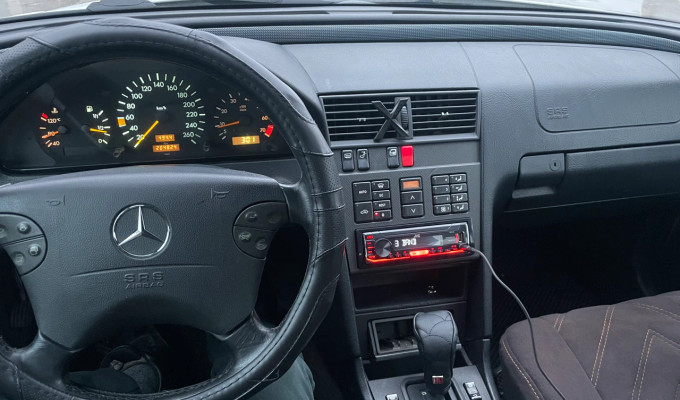 Mercedes-Benz C-Класс 1995 года