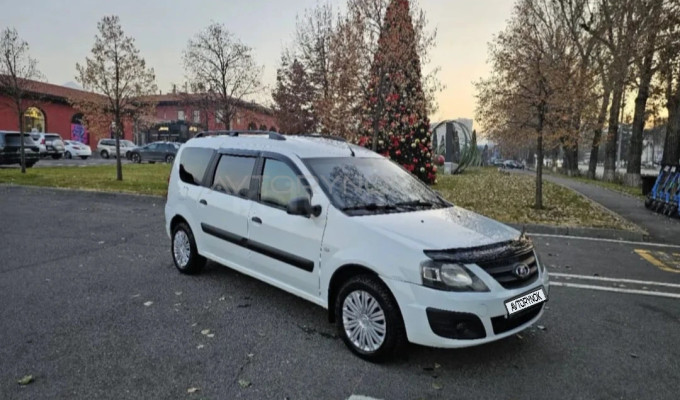 ВАЗ (Lada) Largus 2017 года