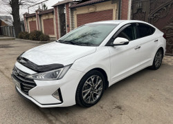 Hyundai Elantra 2020 года