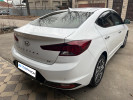 Hyundai Elantra 2020 года