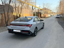 Hyundai Elantra 2024 года