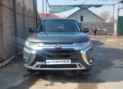 Mitsubishi Outlander 2019 года
