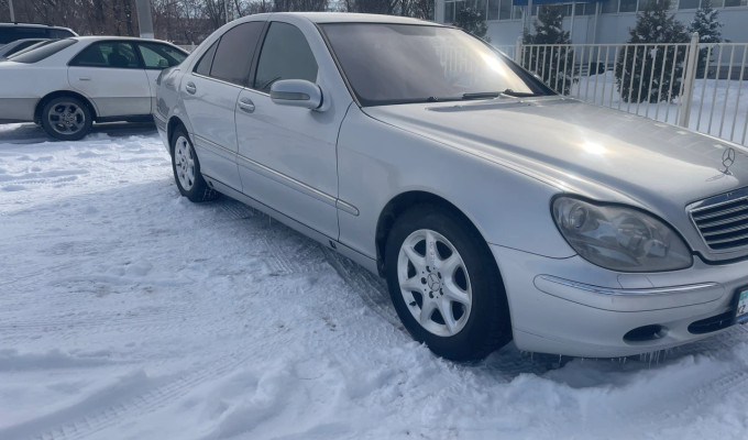 Mercedes-Benz S-Класс 1999 года