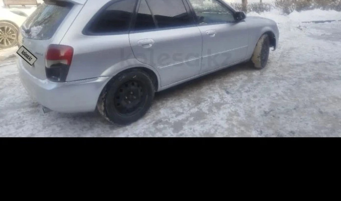 Mazda 323 2001 года