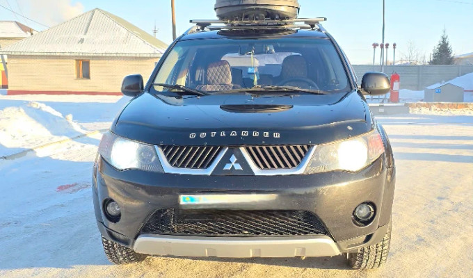 Mitsubishi Outlander 2008 года