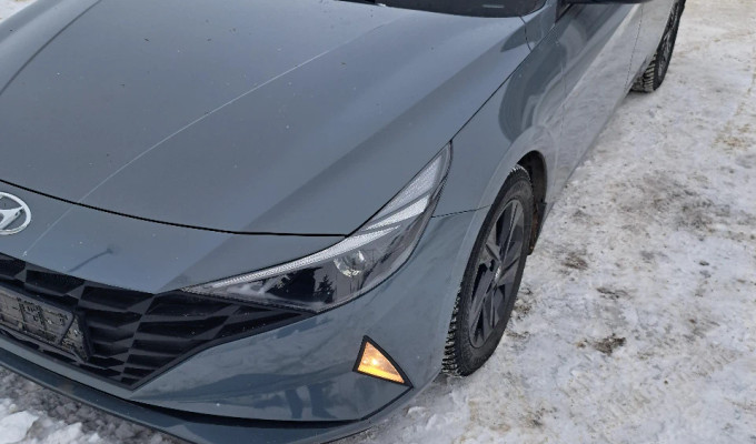 Hyundai Elantra 2021 года