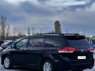 Toyota Sienna 2011 года