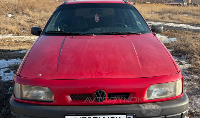 Volkswagen Passat 1990 года