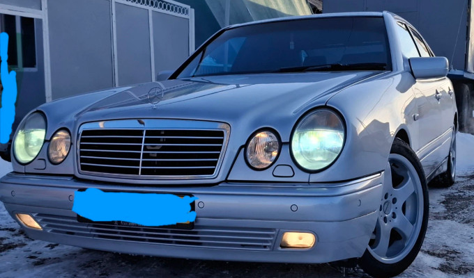 Mercedes-Benz E-Класс 1998 года