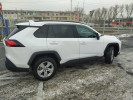 Toyota RAV4 2021 года