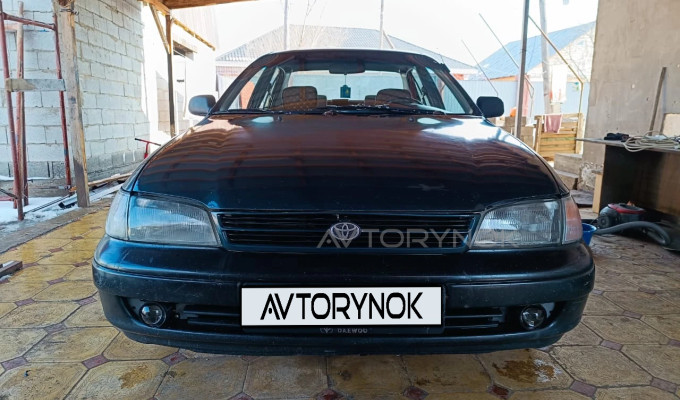 Toyota Carina E 1992 года