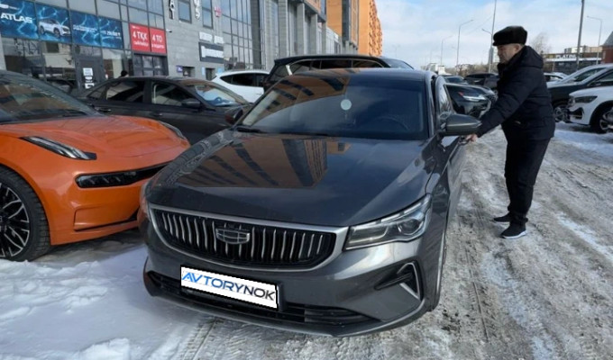Geely Emgrand 2023 года