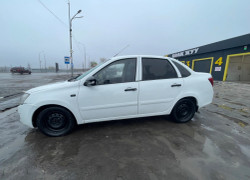 ВАЗ (Lada) Granta 2013 года