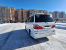 Toyota Alphard 2005 года