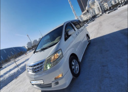 Toyota Alphard 2005 года