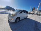 Toyota Alphard 2005 года