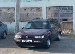 Volkswagen Passat 1994 года