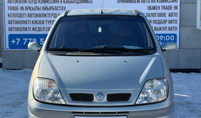 Renault Scenic 2002 года