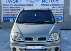 Renault Scenic 2002 года