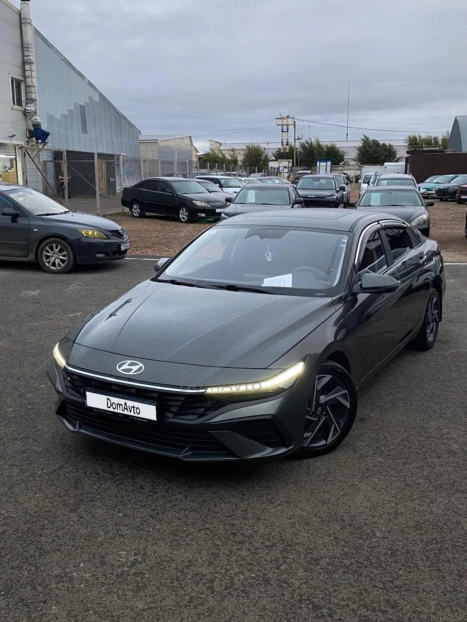 Hyundai Elantra, 2024