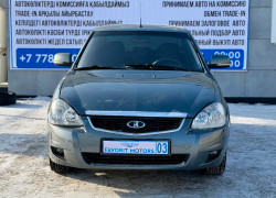 ВАЗ (Lada) Priora 2012 года