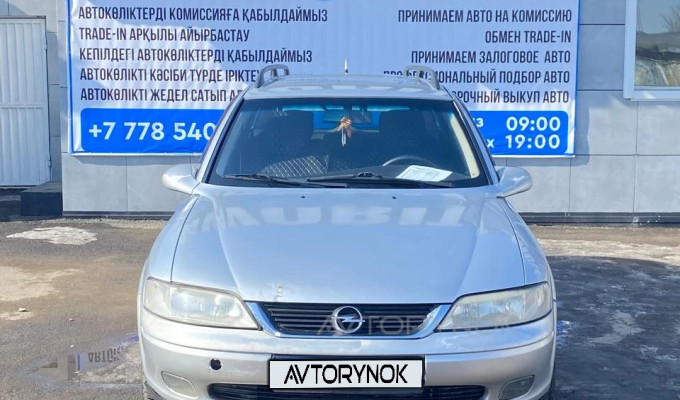 Opel Vectra 2000 года
