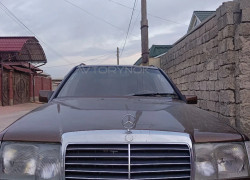 Mercedes-Benz E-Класс 1986 года