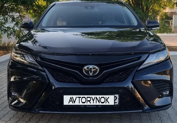 Toyota Camry 2018 года