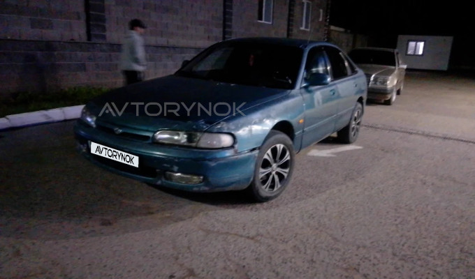 Mazda Cronos 1993 года