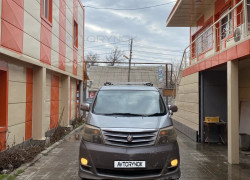 Toyota Alphard 2007 года