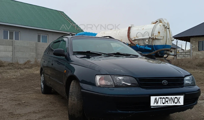 Toyota Carina E 1995 года
