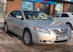 Toyota Camry 2006 года