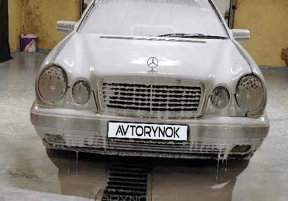 Mercedes-Benz E-Класс 1997 года