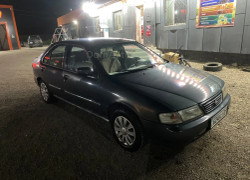 Nissan Sunny 1995 года