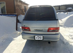 Toyota Estima Lucida 1996 года