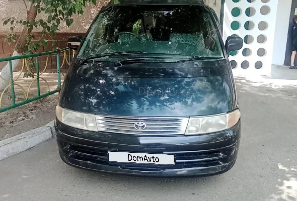 Toyota Estima 1995 года