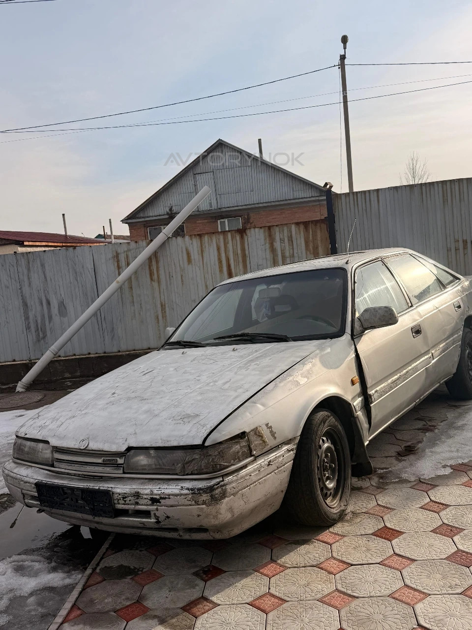 Mazda 626, 1989