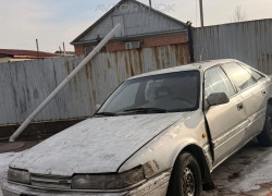 Mazda 626 1989 года