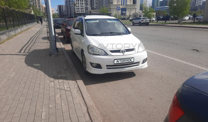 Toyota Ipsum 2008 года