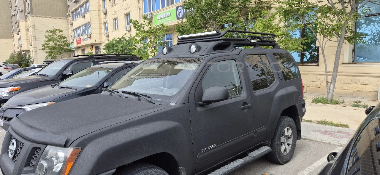 Nissan X-Terra, 2010