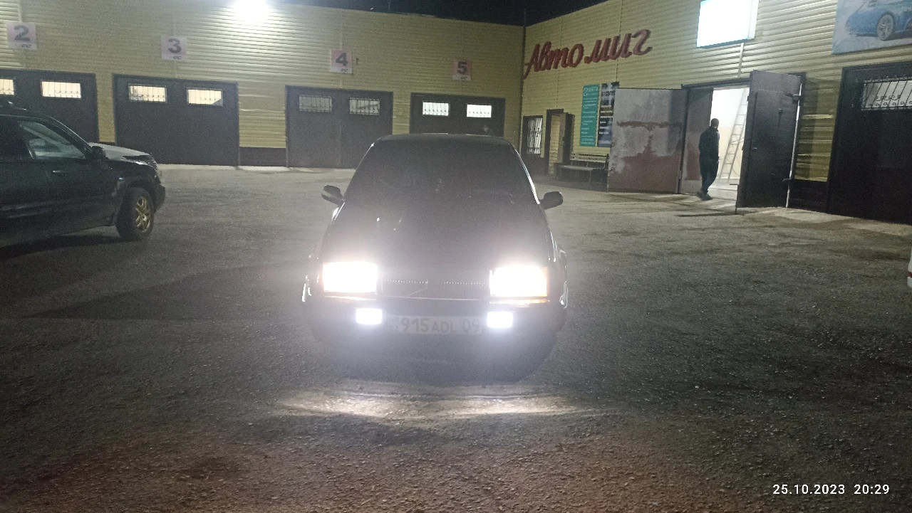 Volvo 440, 1992