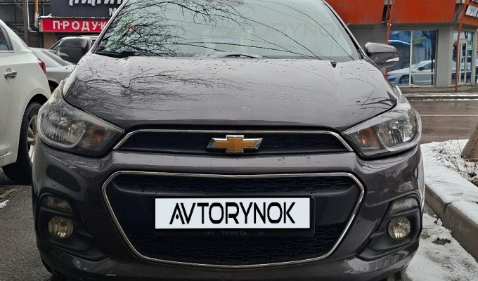 Chevrolet Spark 2016 года