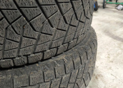 Зимняя резина 285/60/18 , Bridgestone