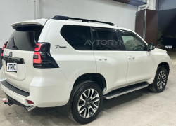 Toyota Land Cruiser Prado 2021 года