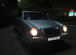 Mercedes-Benz E-Класс 1995 года