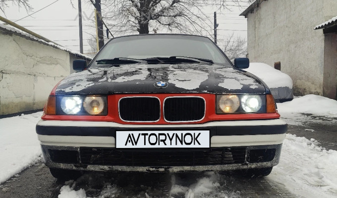 BMW 3 серия 1993 года