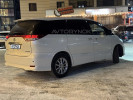 Toyota Estima 2011 года